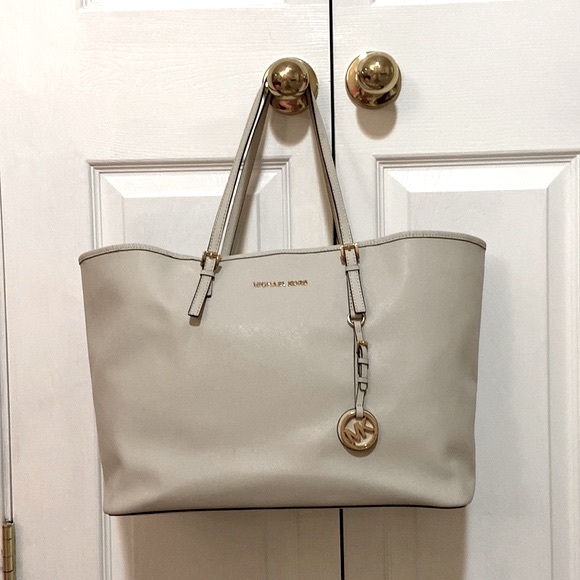 MICHAEL Michael Kors Handbags - Michael Kors Jet Set White Tote Bag